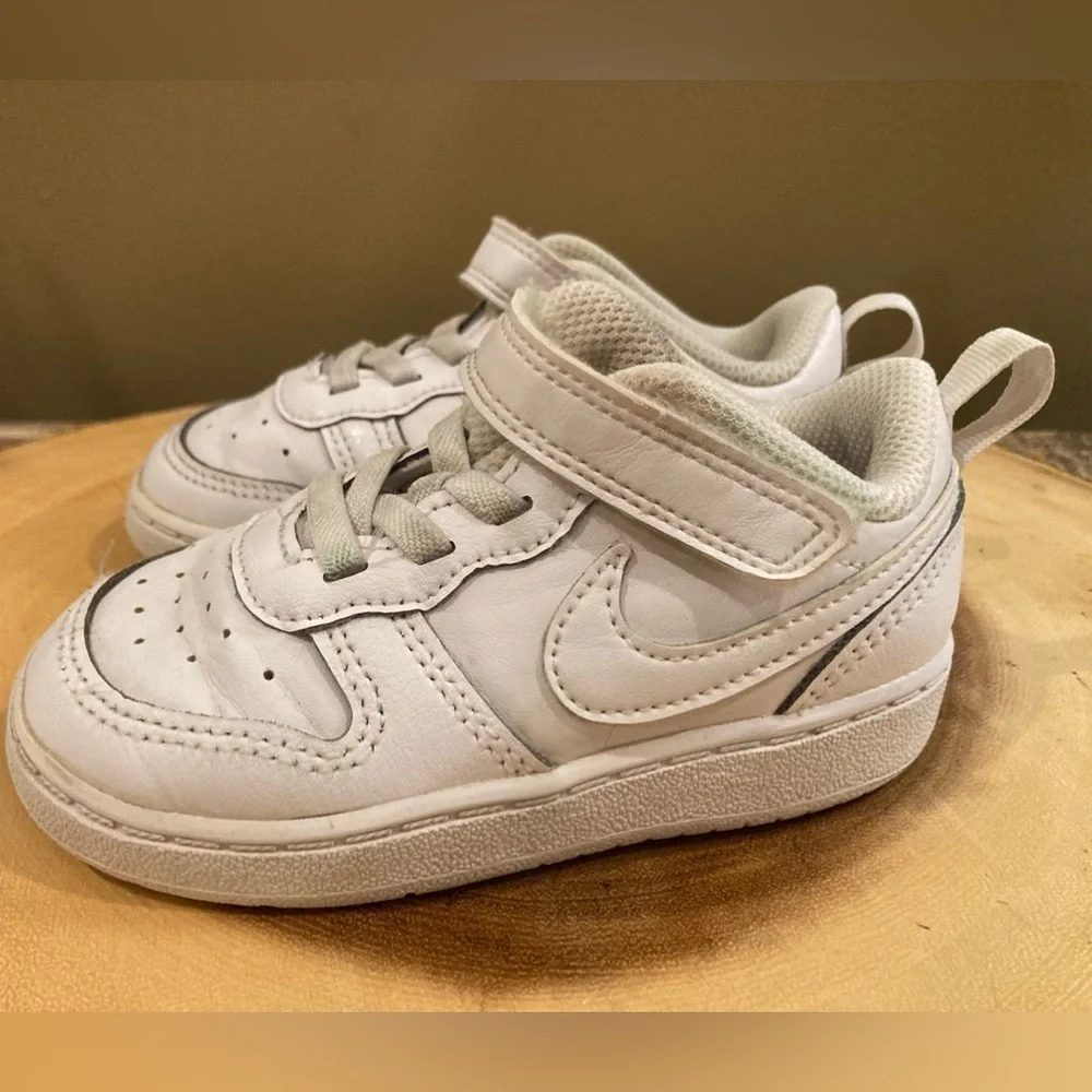 Nike Court Borough Low 2‎ Trainers Unisex Kids White Size US 7C